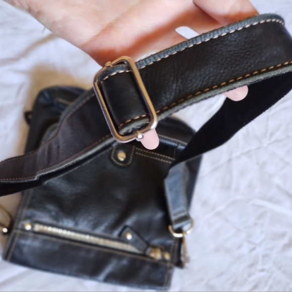 Vintage Fossil black crossbody bag - Picture 9 of 10